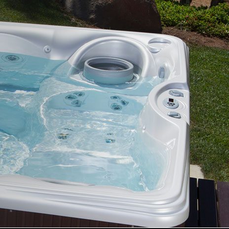 How to Buy a Hot Tub mobile hero