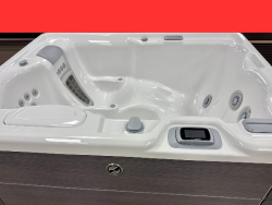 Just Added - 2023 Jetsetter JJN Family Image